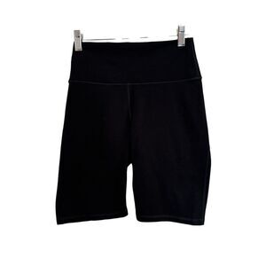 Fabletics Women's Black Bike Shorts EUC